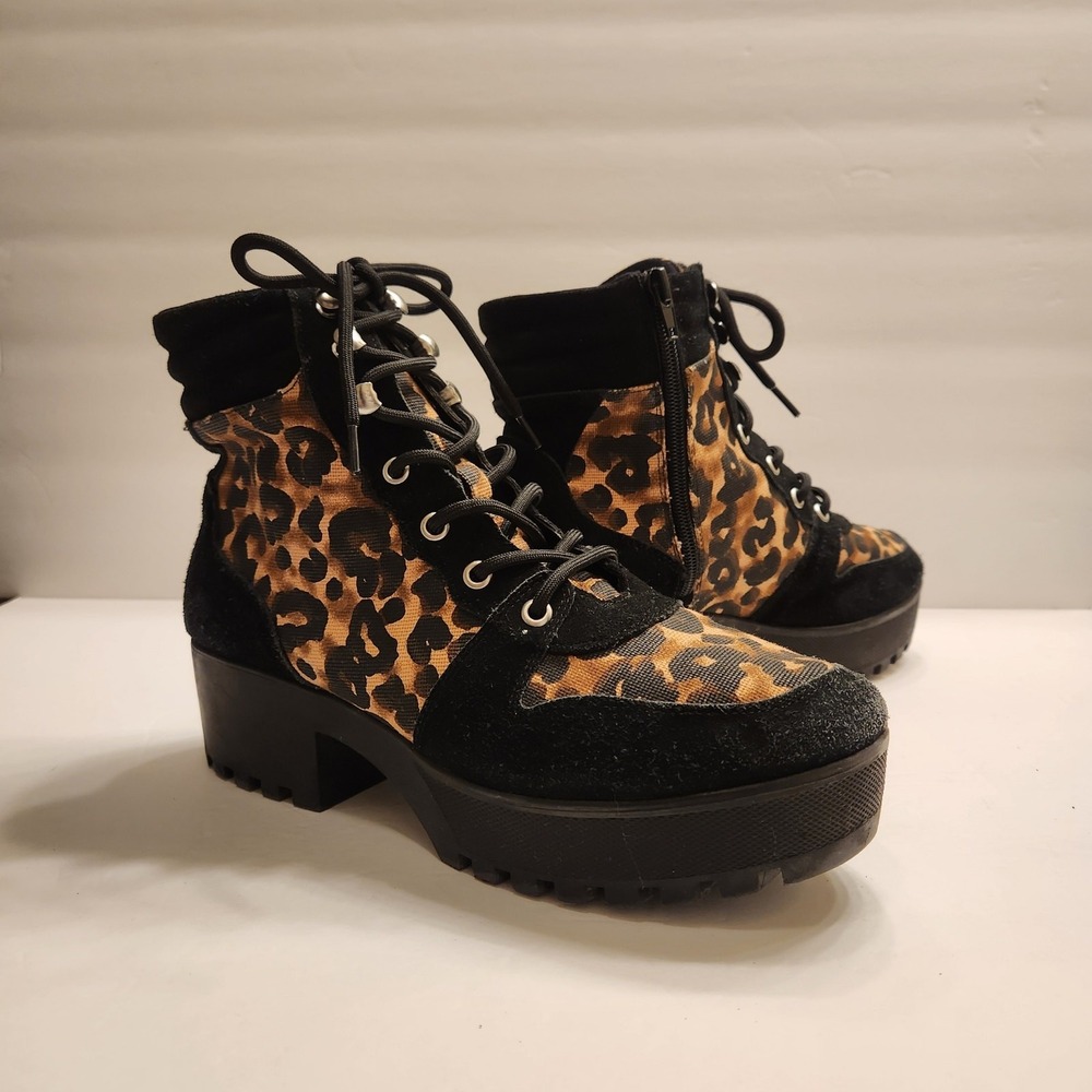 STEVE MADDEN Greater Platform Combat Boot Split Lug Sole Leopard Print Women 10M